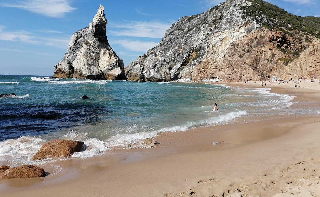 Praia da Ursa'in fotoğrafı parlak ince kum yüzey ile