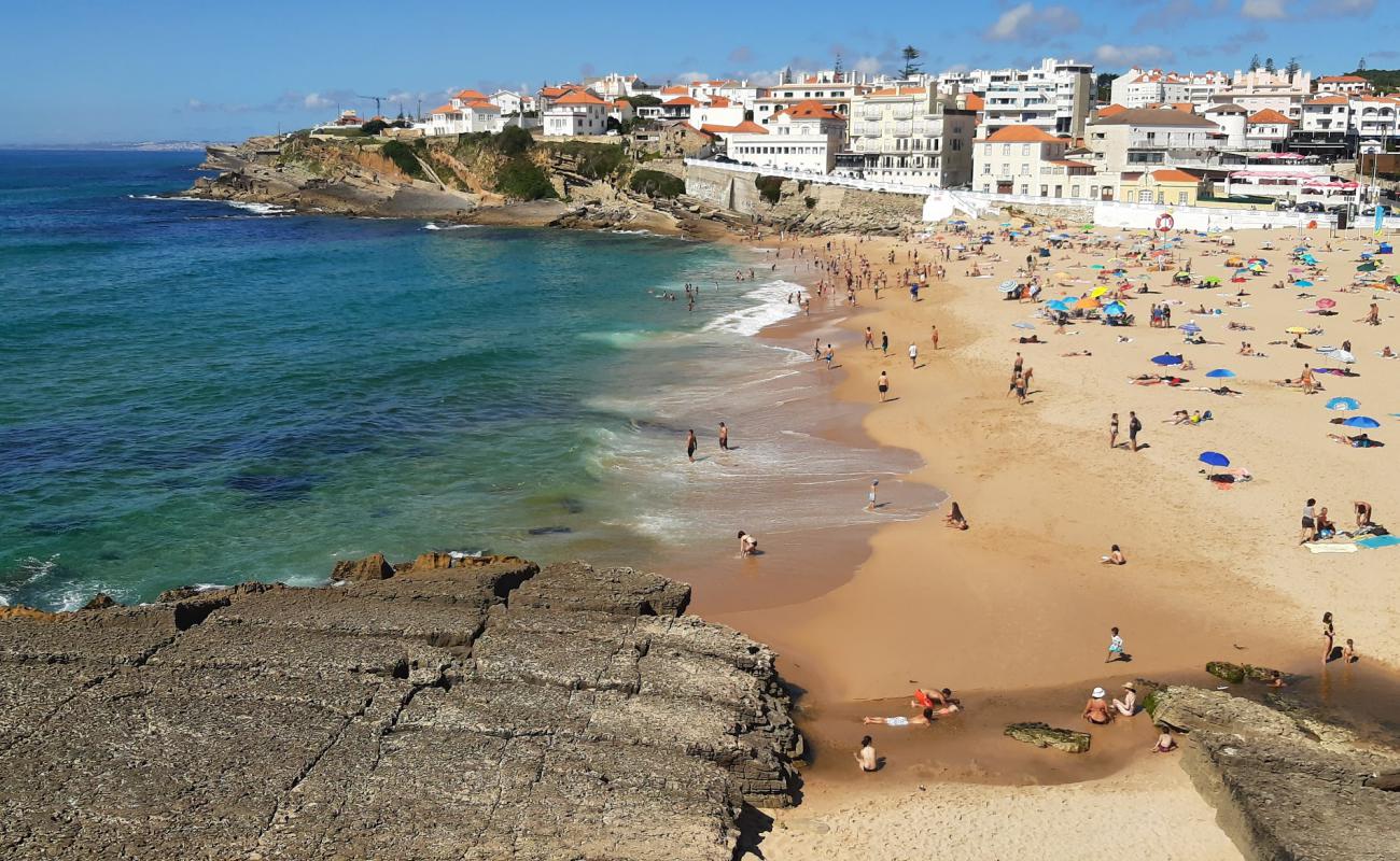 Praia das Macas'in fotoğrafı parlak ince kum yüzey ile