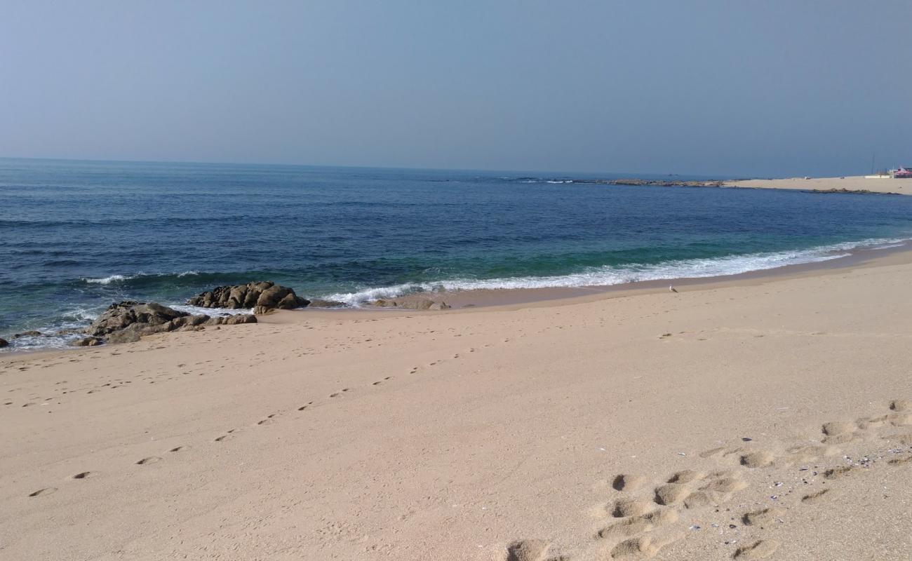 Beach Carvalhido'in fotoğrafı parlak ince kum yüzey ile