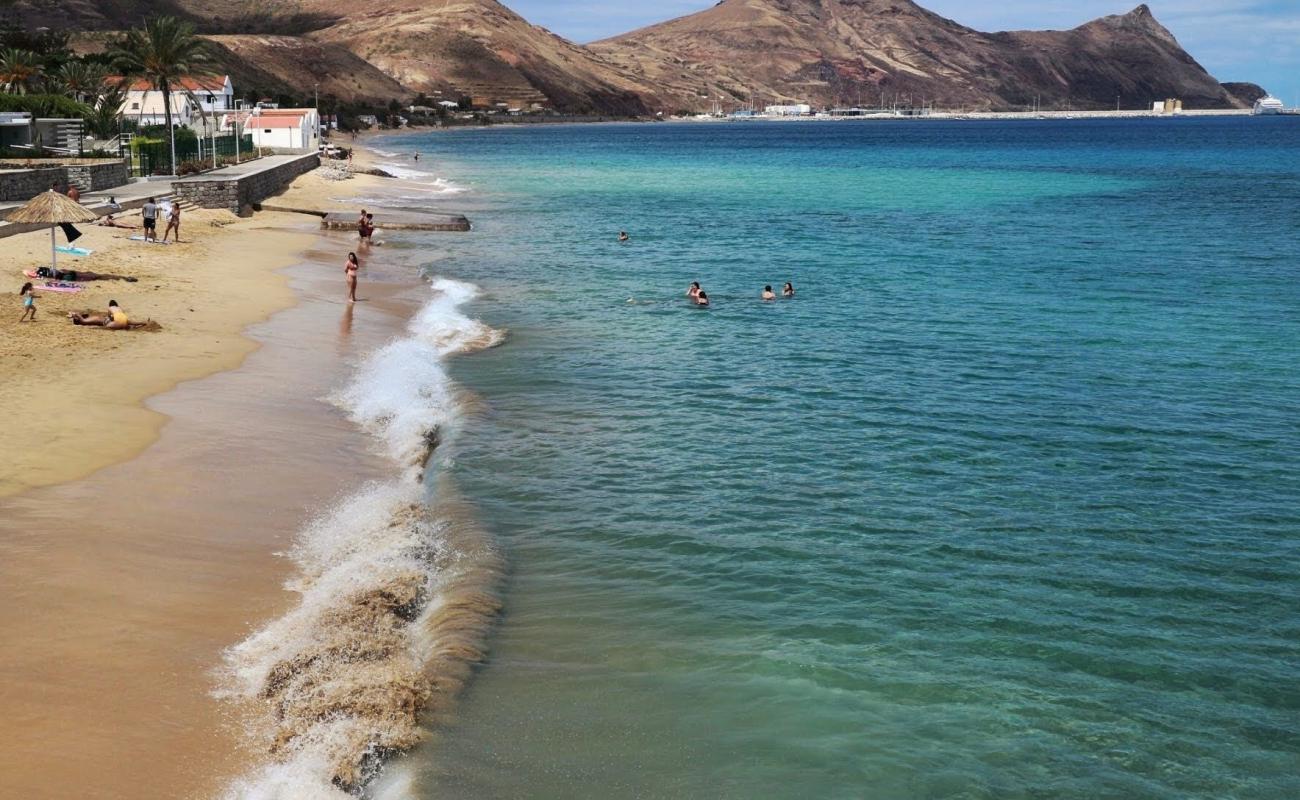 Praia da Fontinha'in fotoğrafı parlak kum yüzey ile