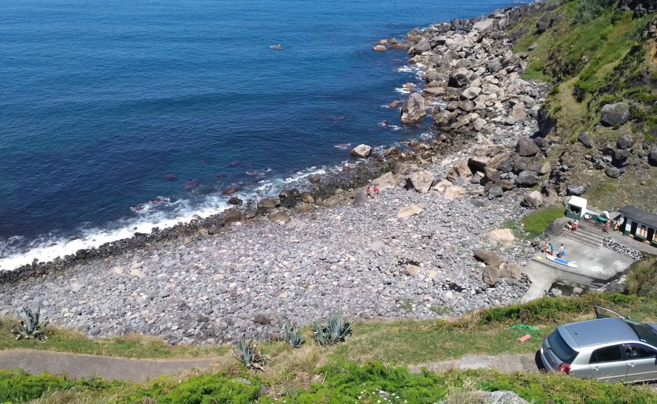 Zona Balnear da Foz'in fotoğrafı kayalık arazi yüzey ile