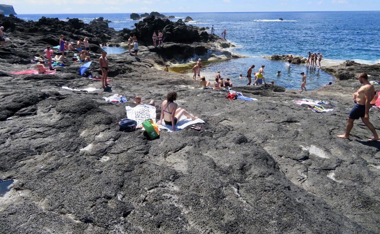 Caneiros Beach'in fotoğrafı kayalık arazi yüzey ile