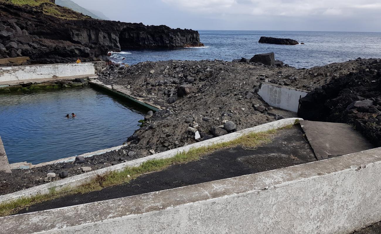Piscina do Porto dos Bateis'in fotoğrafı beton kaplı yüzey yüzey ile