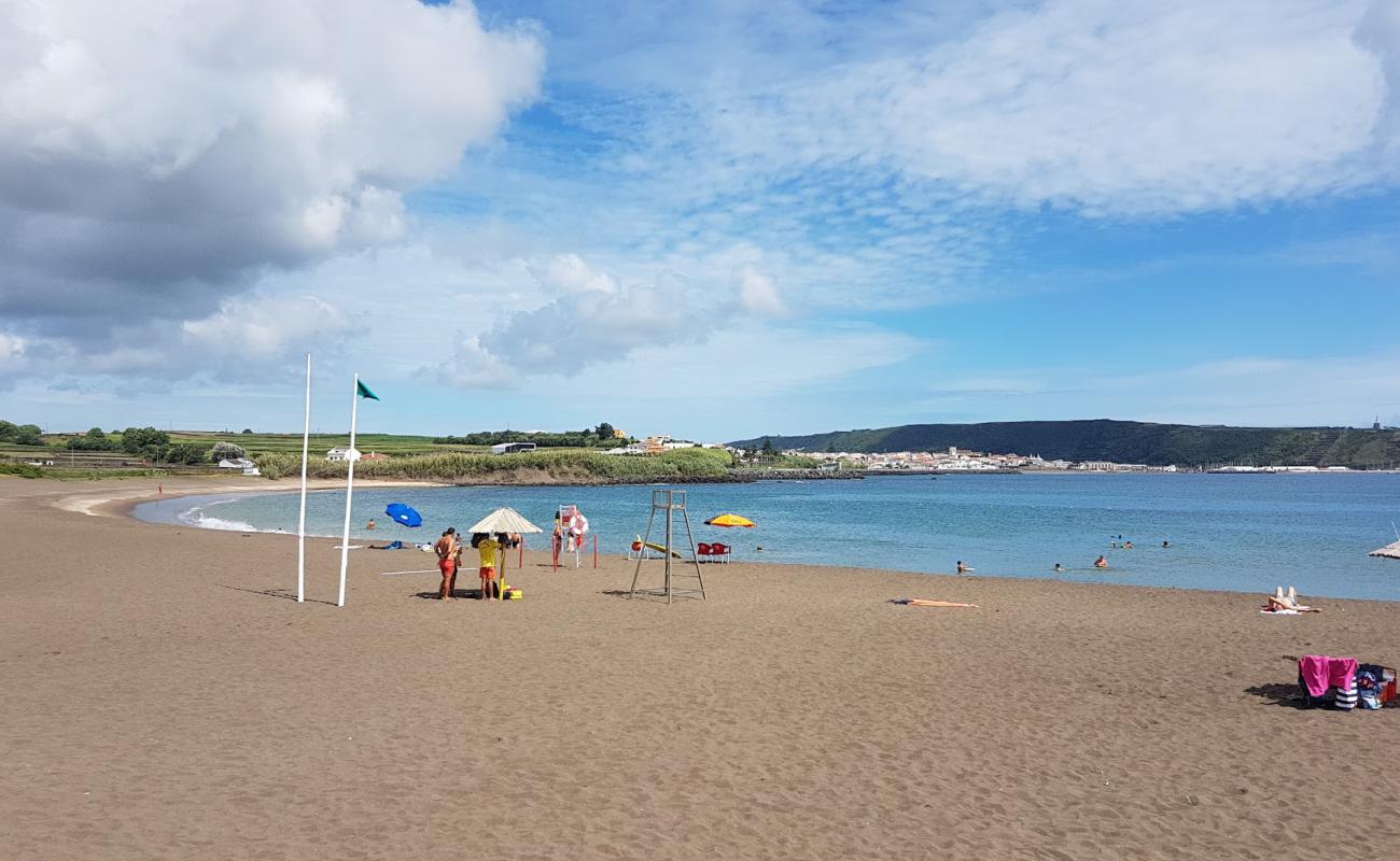 Praia da Riviera'in fotoğrafı gri kum yüzey ile