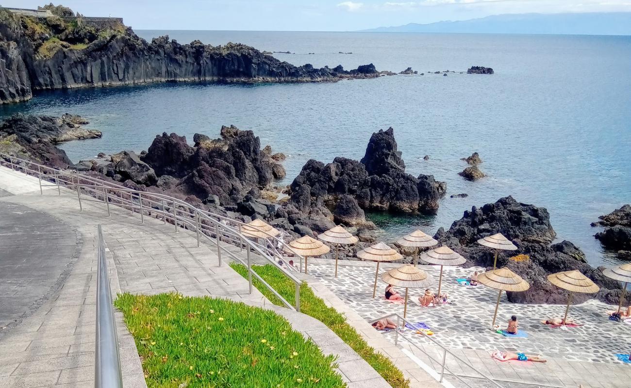 Piscinas Naturais da Preguica'in fotoğrafı beton kaplı yüzey yüzey ile