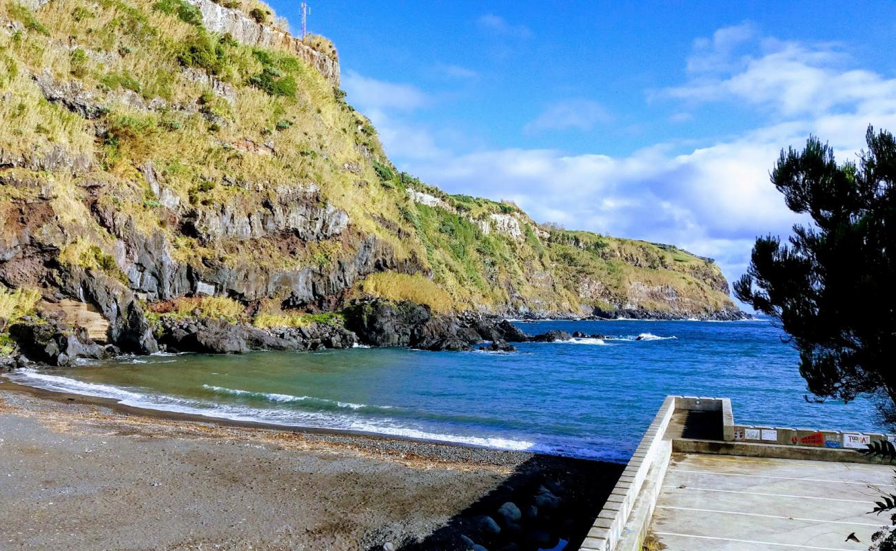 Praia da Calheta'in fotoğrafı taşlı kum yüzey ile