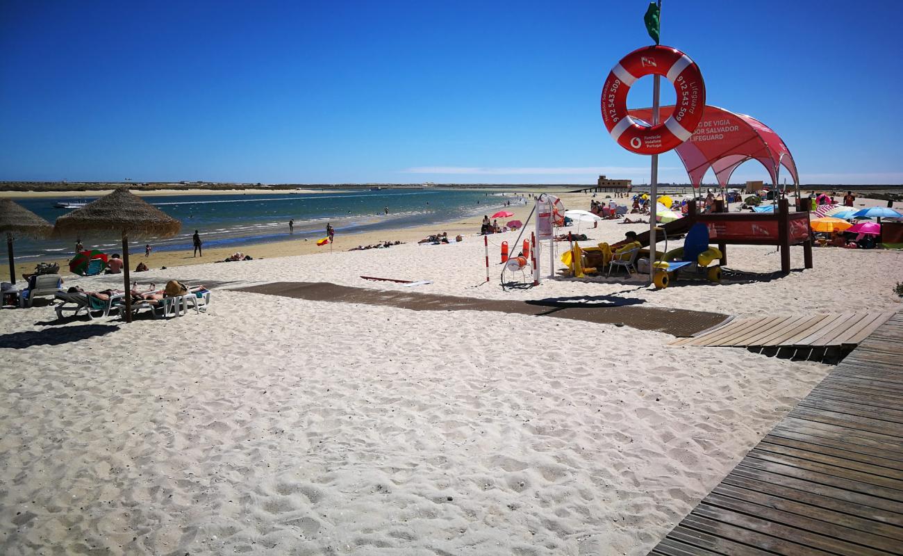 Praia da Fuseta Ria'in fotoğrafı parlak kum yüzey ile