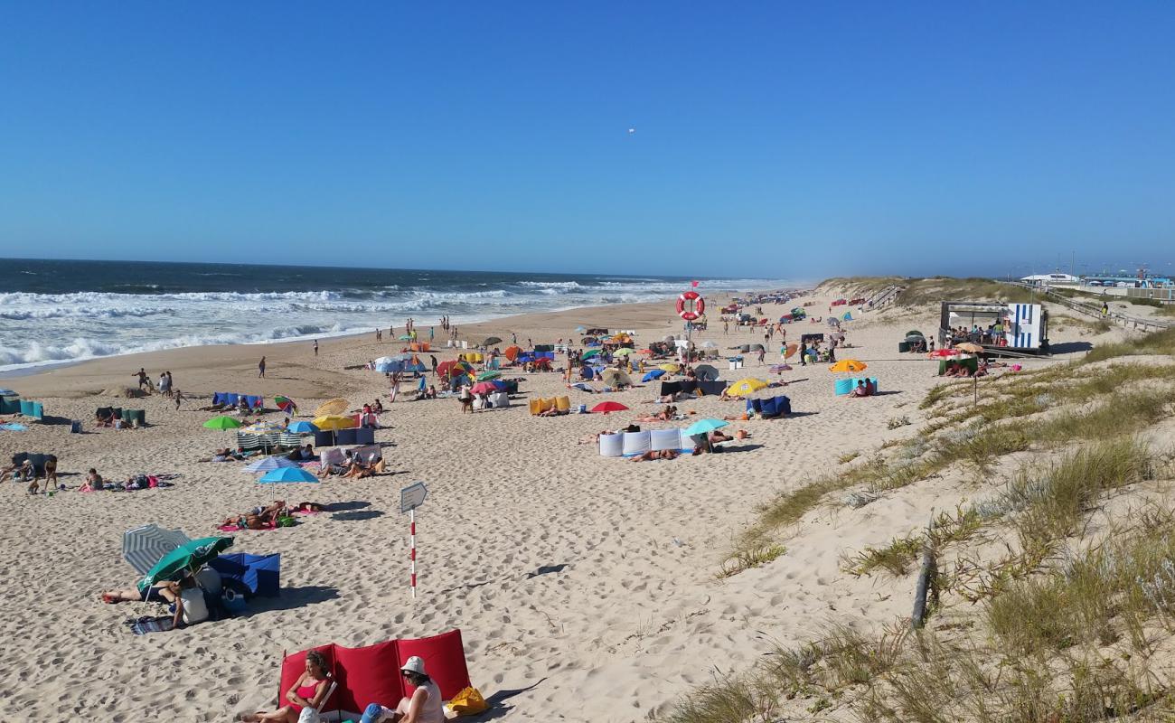 Praia de Quiaios'in fotoğrafı parlak kum yüzey ile