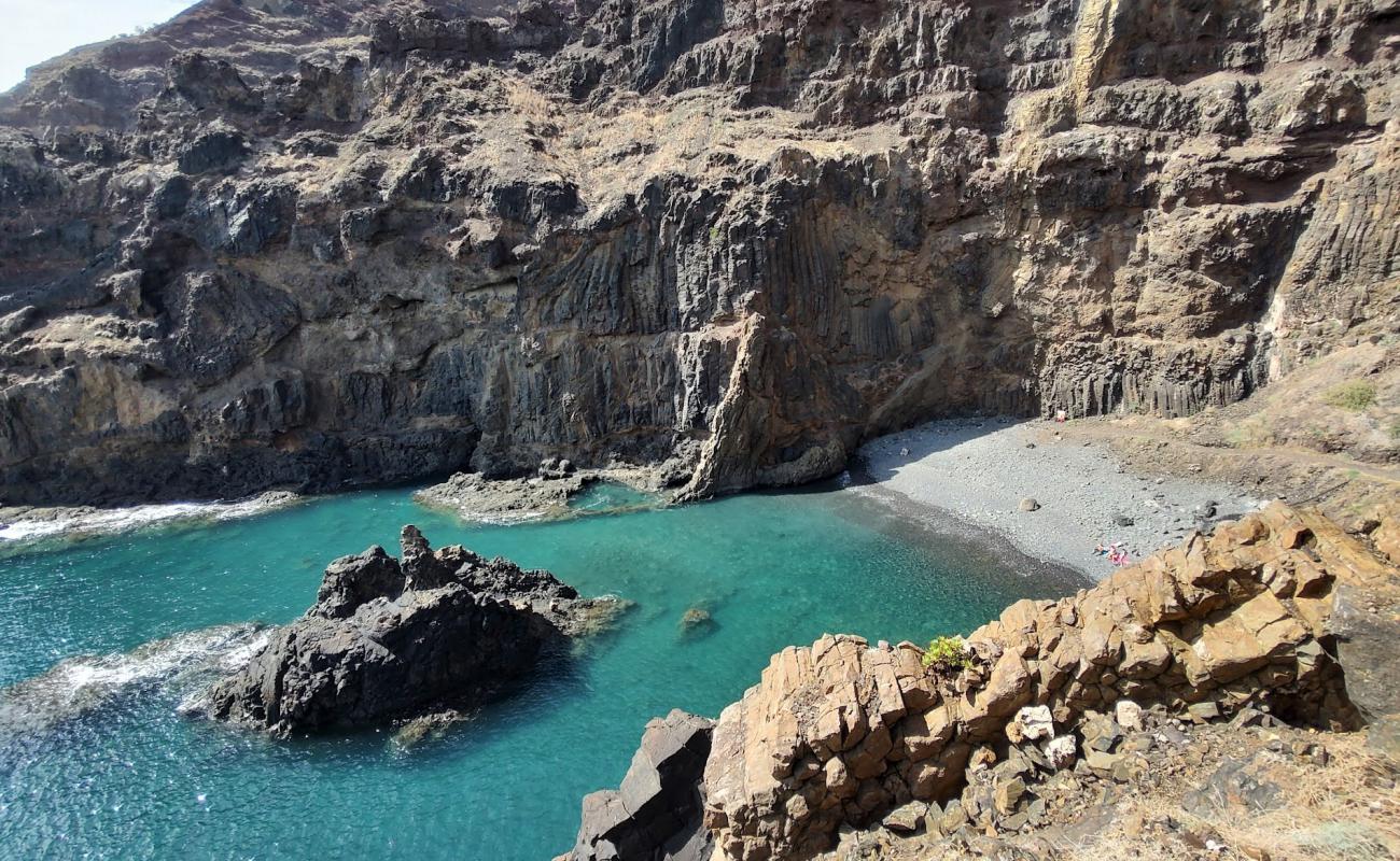 Praia do Zimbralinho'in fotoğrafı gri çakıl taşı yüzey ile