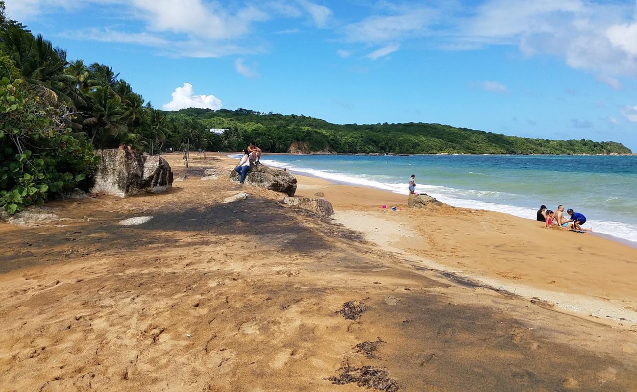 Playa El Cocal'in fotoğrafı parlak ince kum yüzey ile