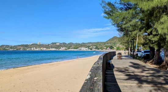 Colon beach