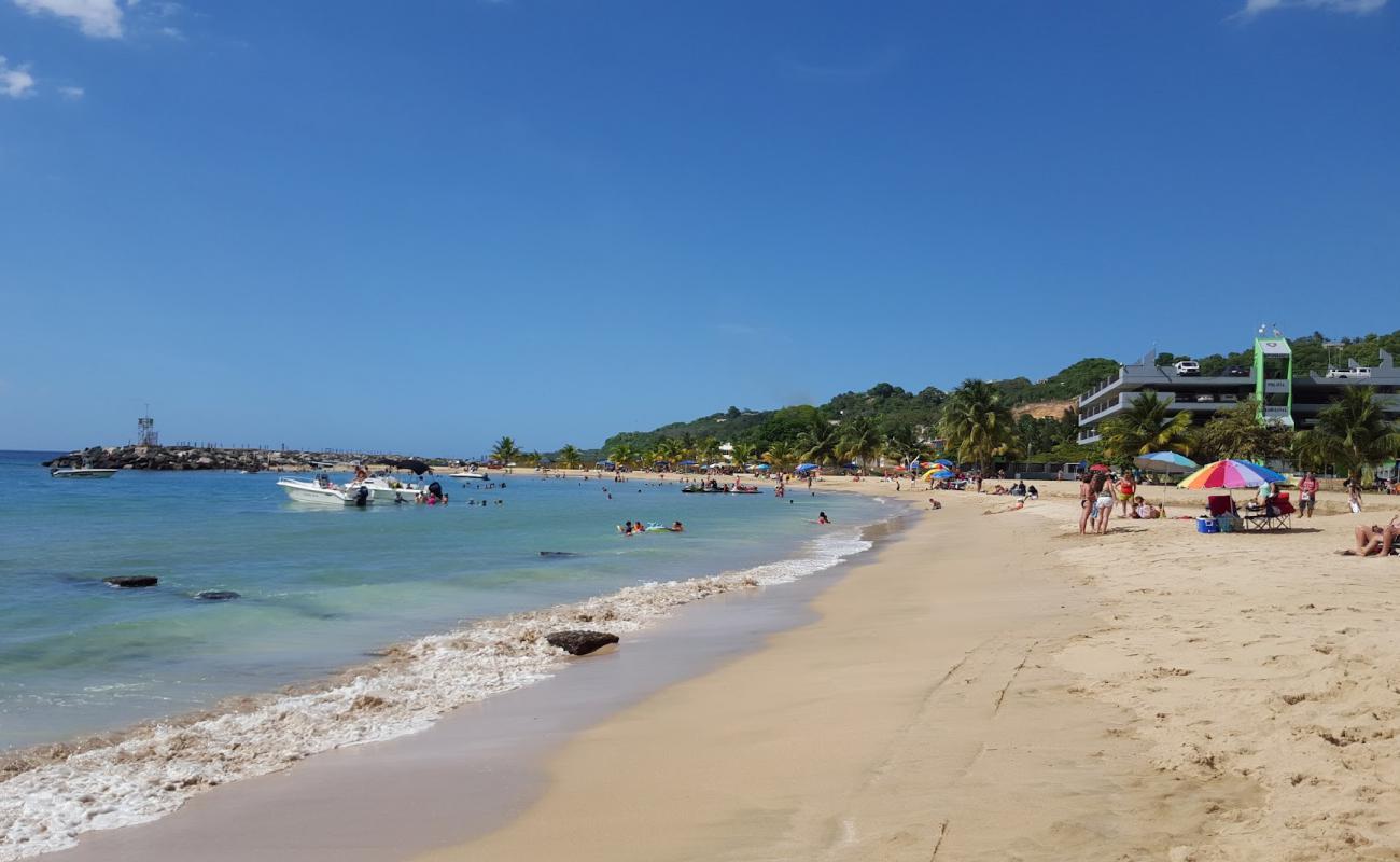 Playa los Mojones'in fotoğrafı parlak kum yüzey ile