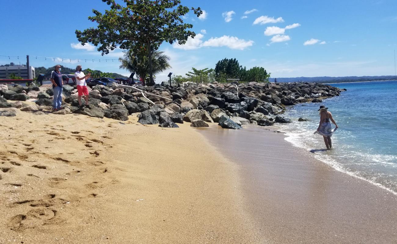 Rompeolas beach'in fotoğrafı parlak kum yüzey ile