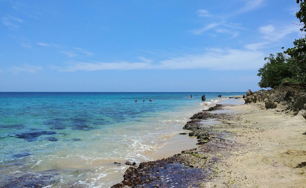 India beach'in fotoğrafı taşlı kum yüzey ile