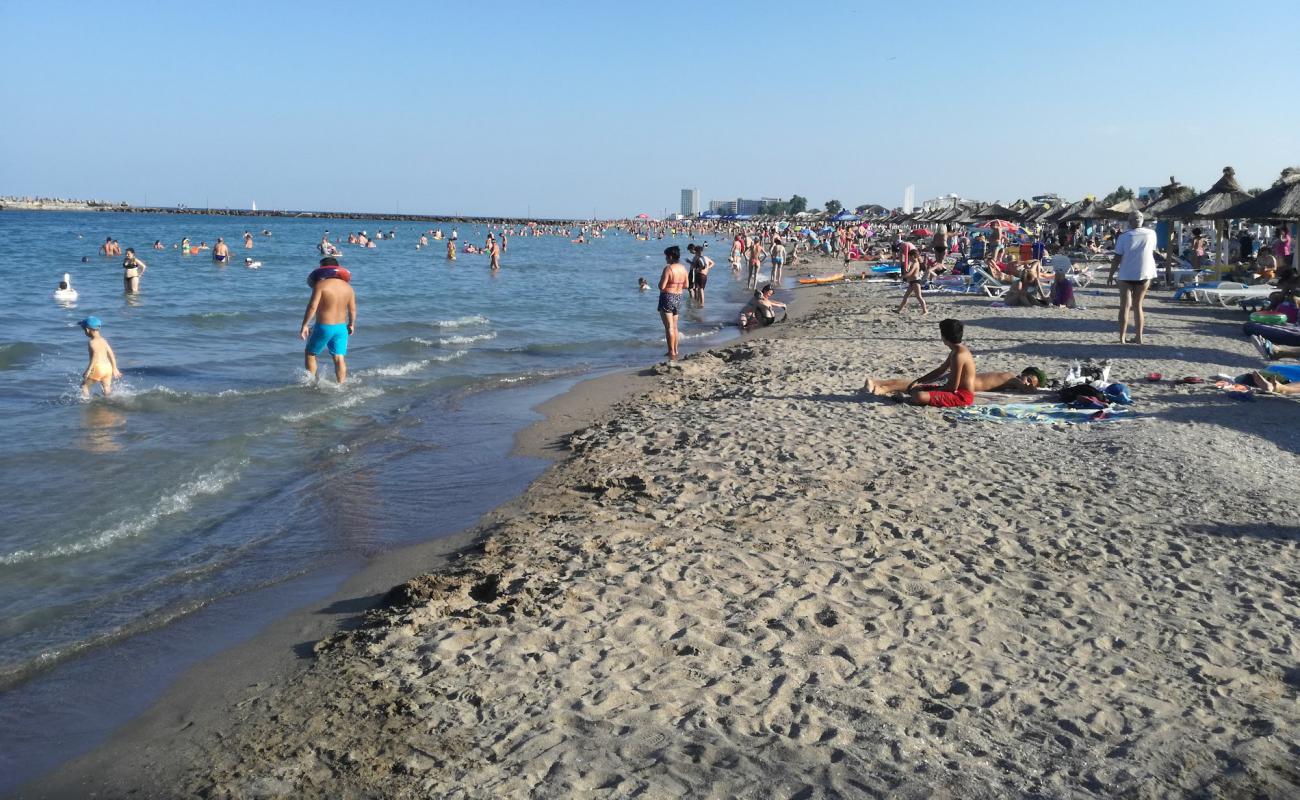La Steaguri Plajı'in fotoğrafı açık bej kum yüzey ile