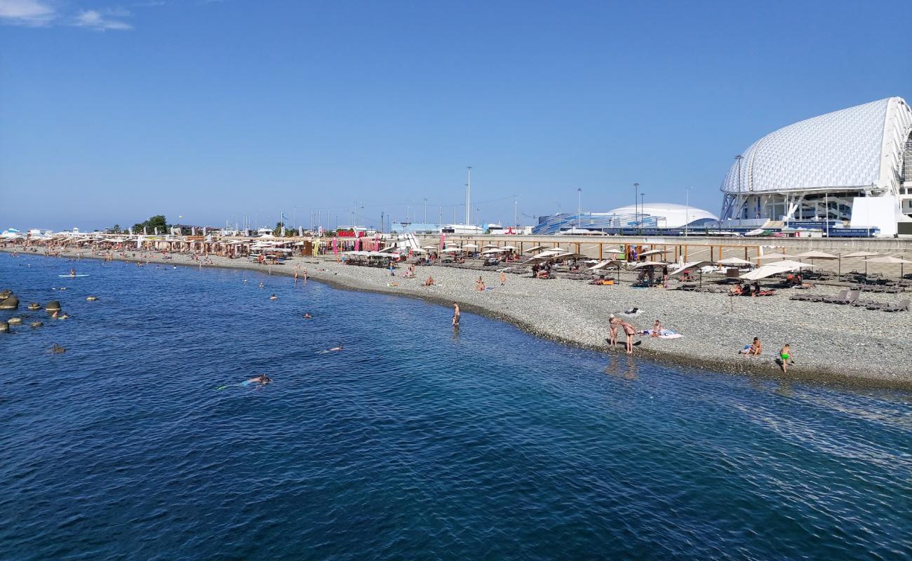 Rosa Khutor beach'in fotoğrafı gri çakıl taşı yüzey ile