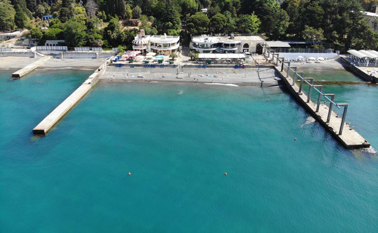 Zolotoy Kolos beach'in fotoğrafı gri çakıl taşı yüzey ile