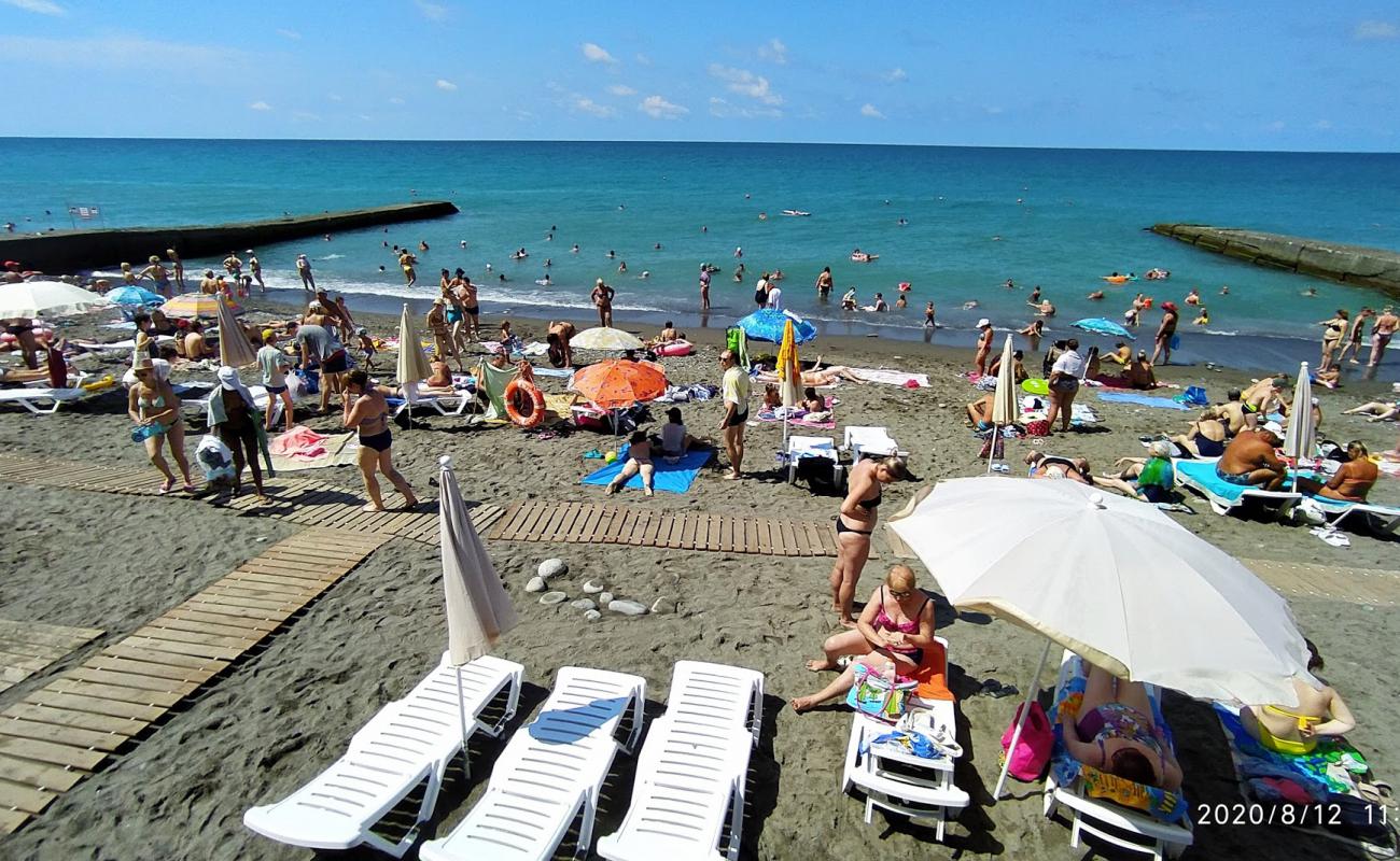 Albatros beach'in fotoğrafı gri çakıl taşı yüzey ile