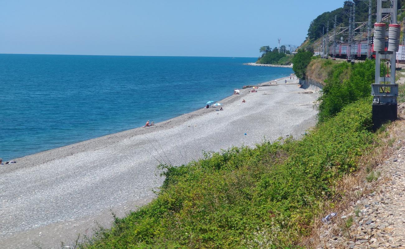 Dagomys beach II'in fotoğrafı gri çakıl taşı yüzey ile