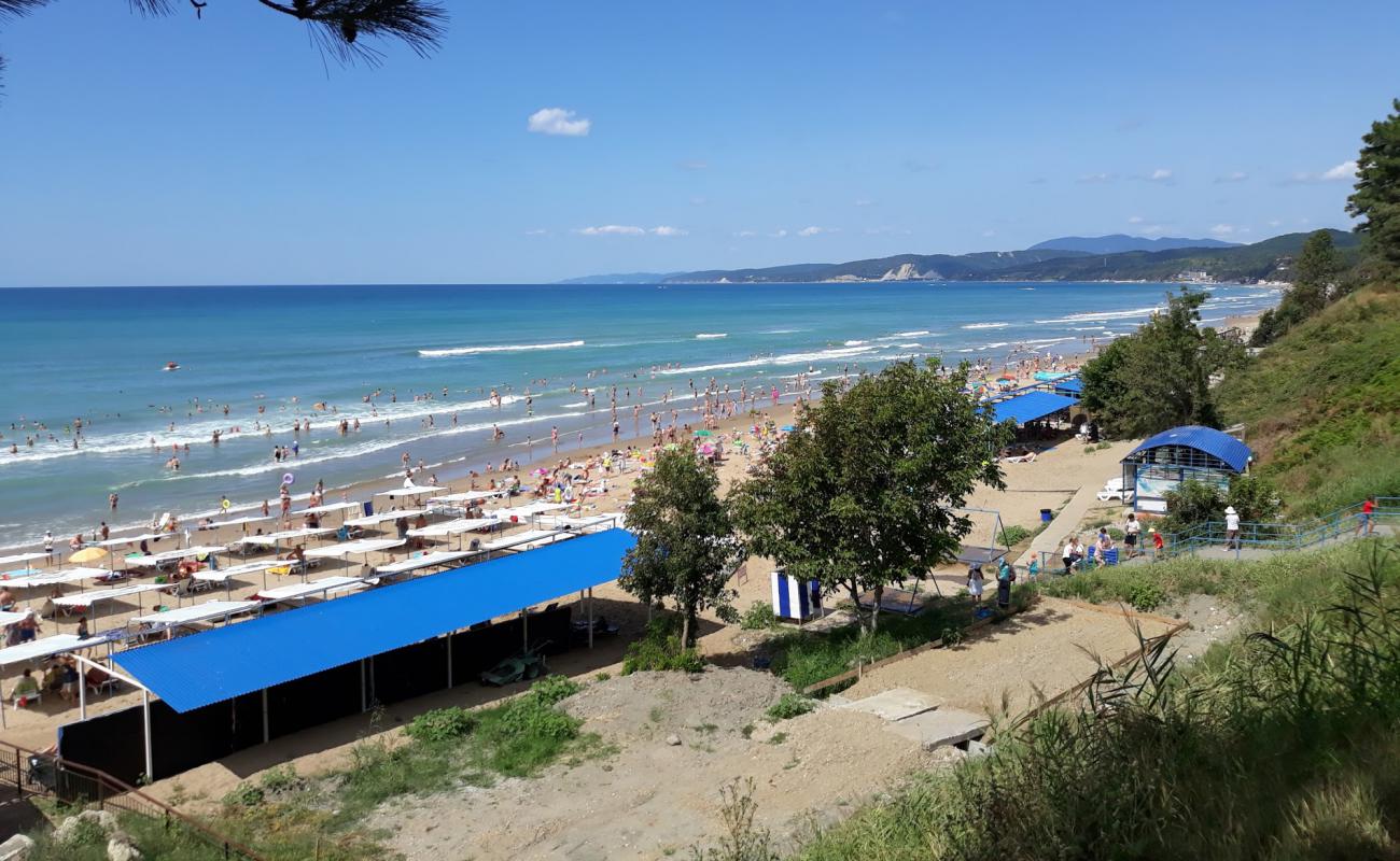 Orlyonok beach'in fotoğrafı parlak kum yüzey ile