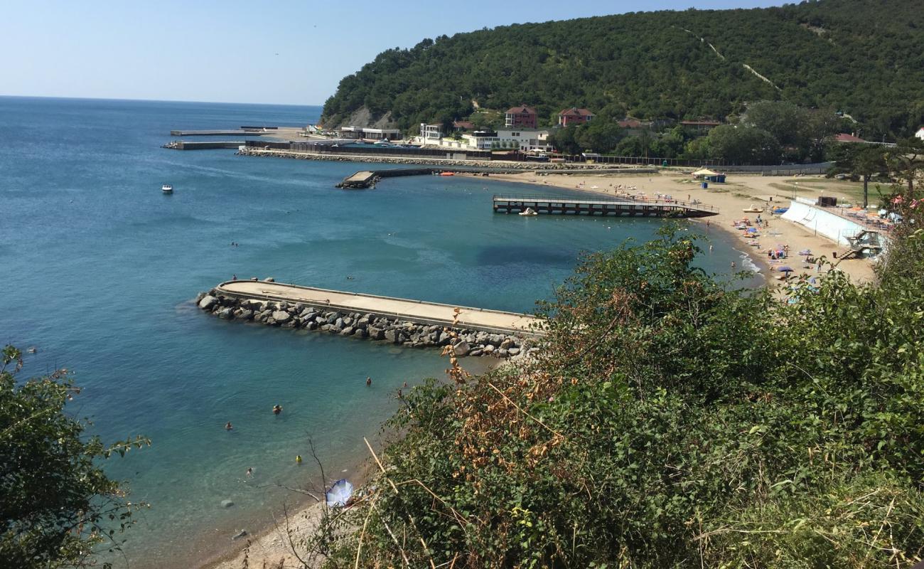 Golubaya Bukhta beach'in fotoğrafı çakıl ile kum yüzey ile