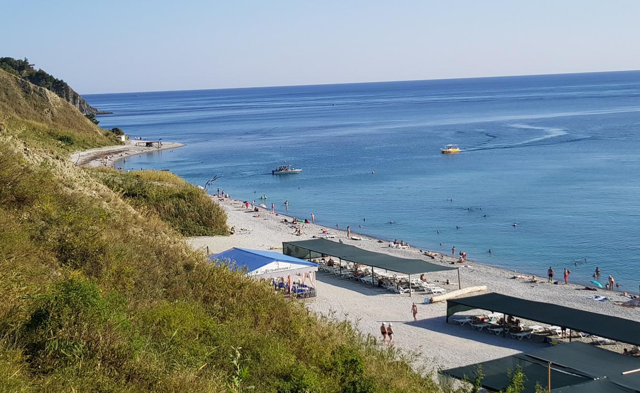 Inal Bay beach'in fotoğrafı gri çakıl taşı yüzey ile