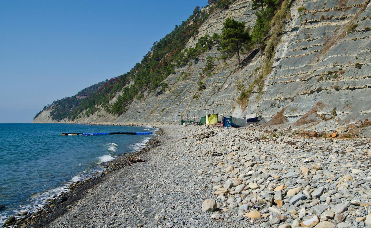 Dikiy Beach'in fotoğrafı taşlar yüzey ile