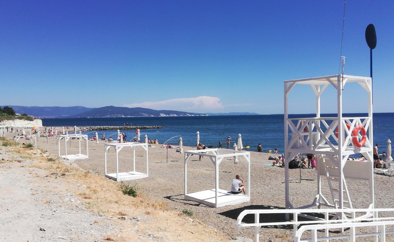 Plyazh Muskhako'in fotoğrafı küçük bej çakıl yüzey ile