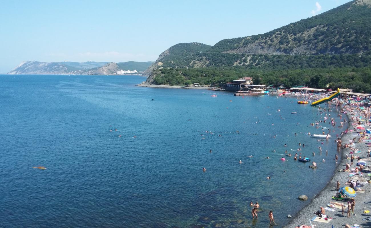 Mys Utrish Beach'in fotoğrafı gri ince çakıl taş yüzey ile