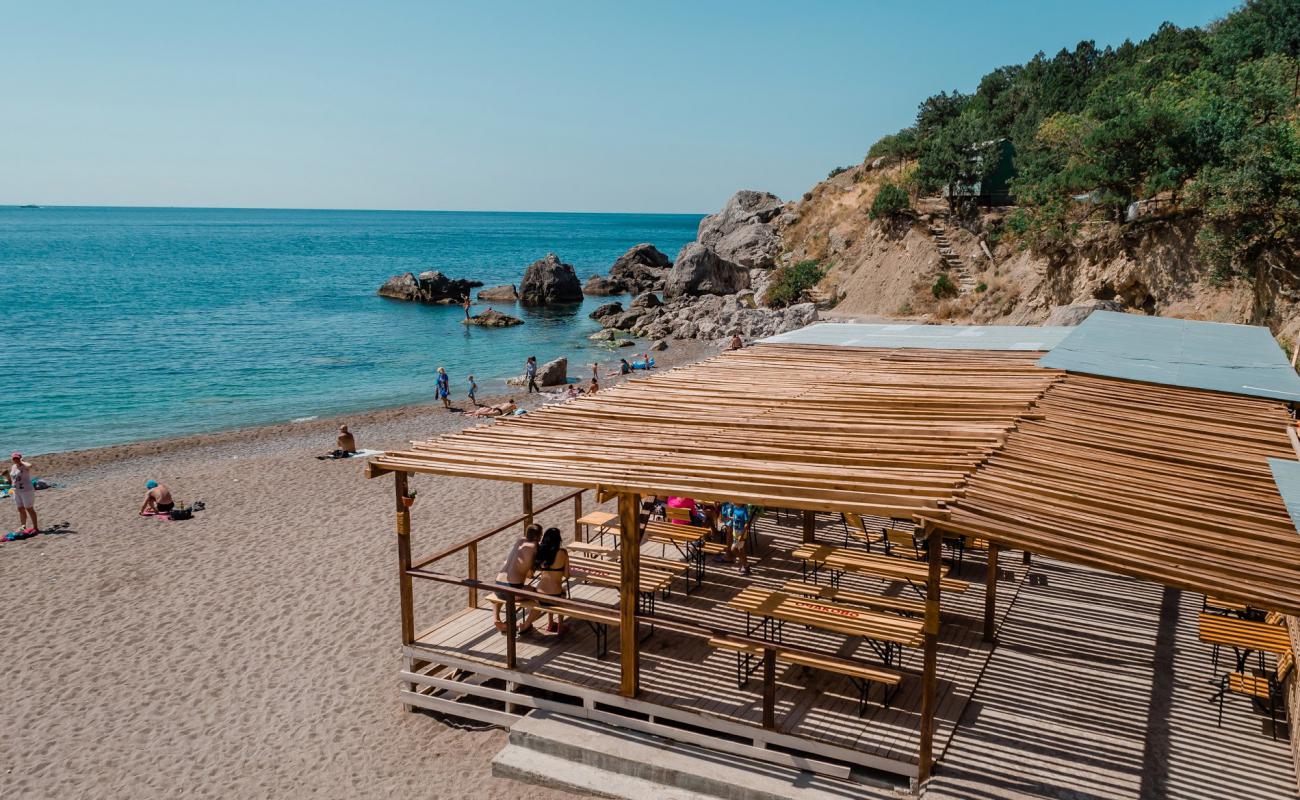 Chaika beach II'in fotoğrafı gri ince çakıl taş yüzey ile