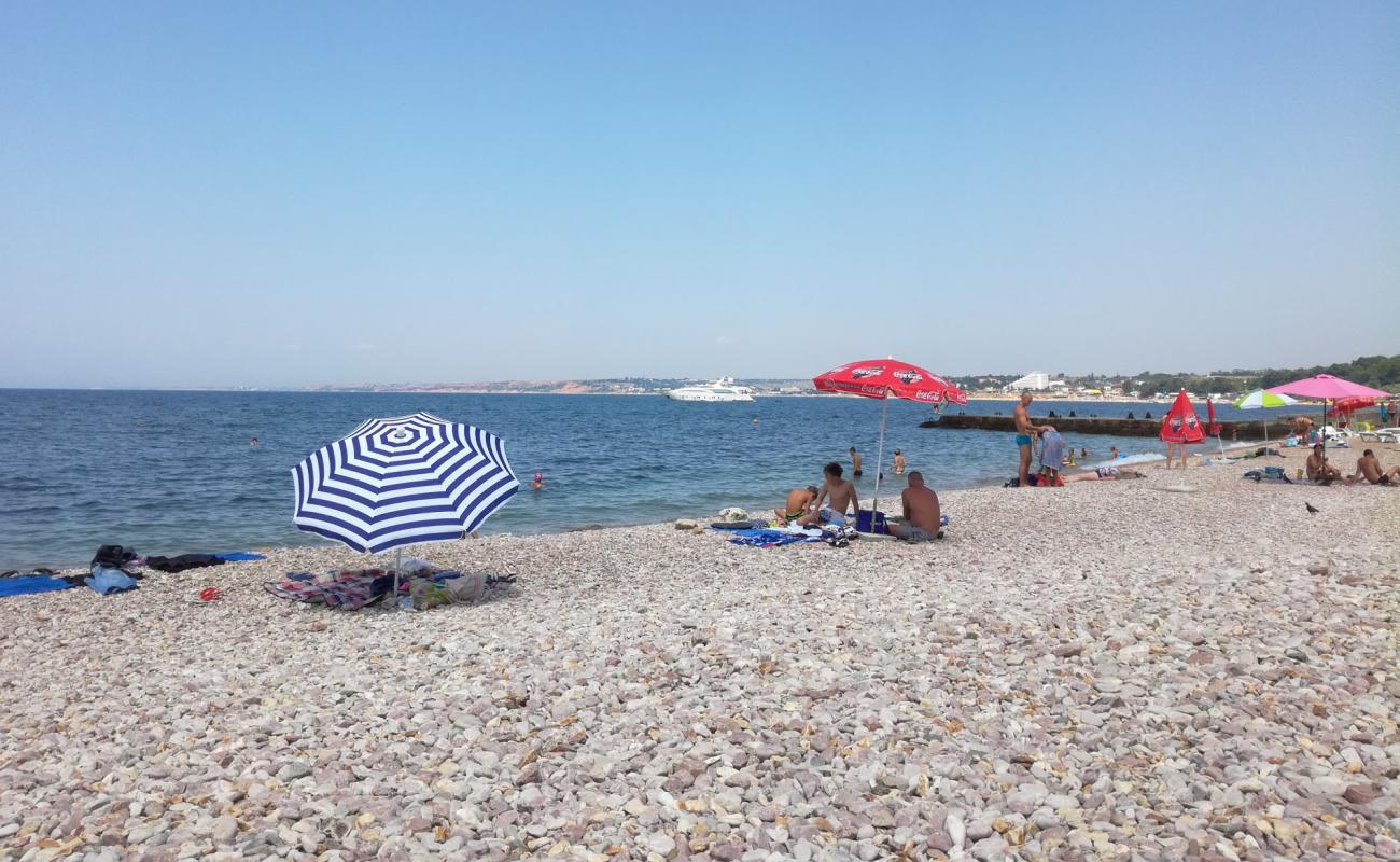 Tolstyak beach'in fotoğrafı hafif çakıl yüzey ile