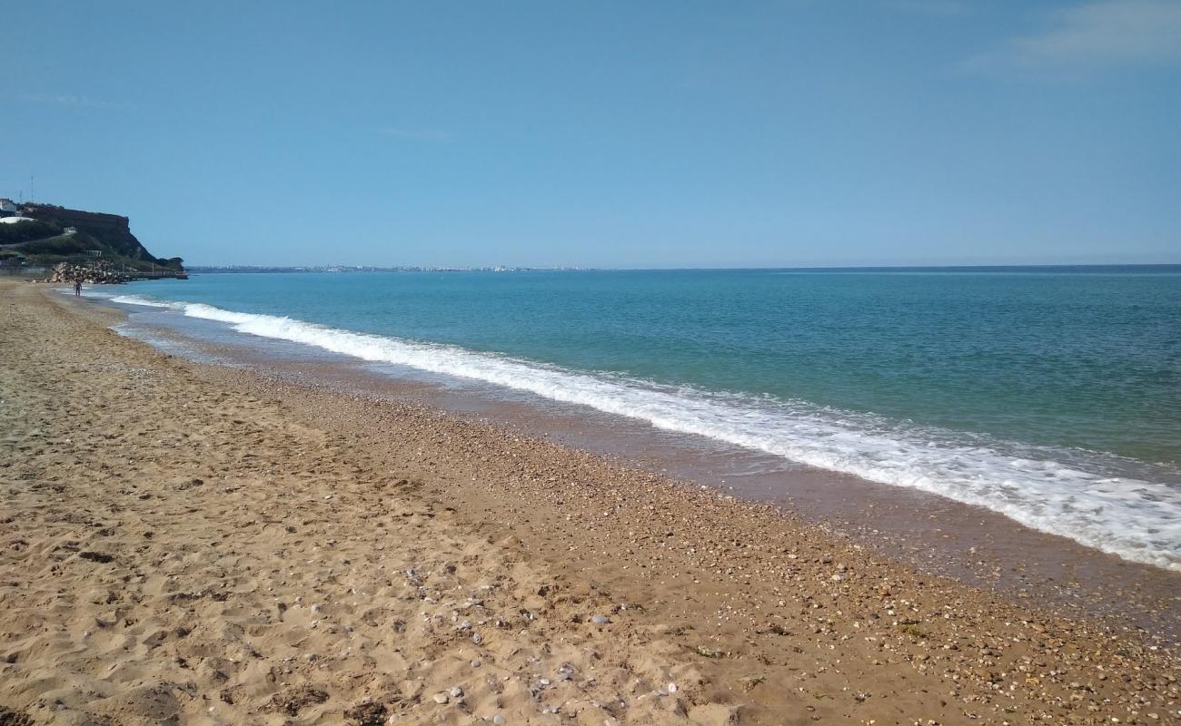 Orlovka beach'in fotoğrafı parlak kum yüzey ile