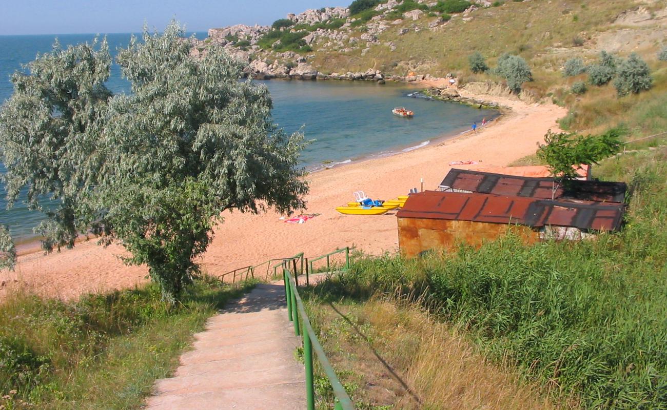 Volna beach'in fotoğrafı açık bej kum yüzey ile