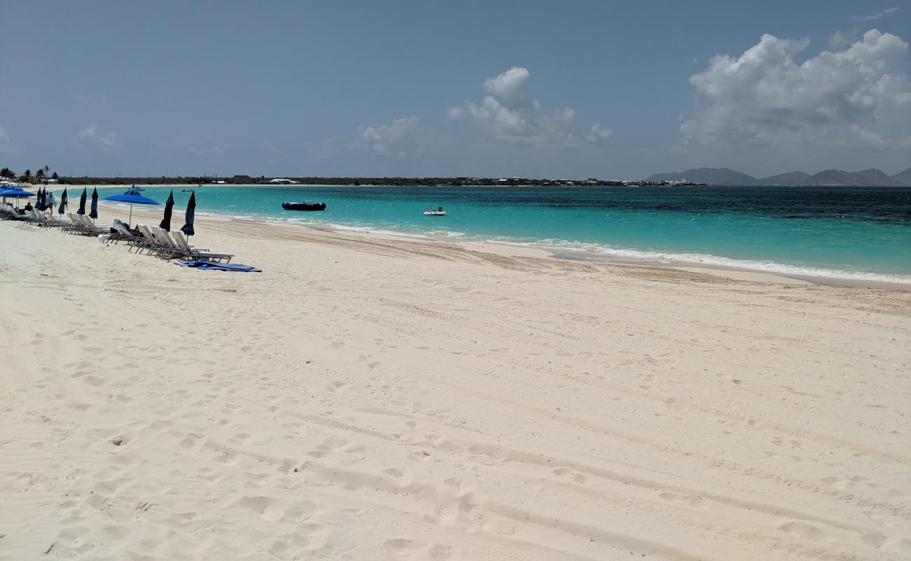 Azure beach'in fotoğrafı açık bej kum yüzey ile