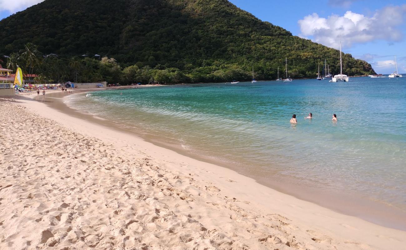 Reduit beach'in fotoğrafı i̇nce bej kum yüzey ile