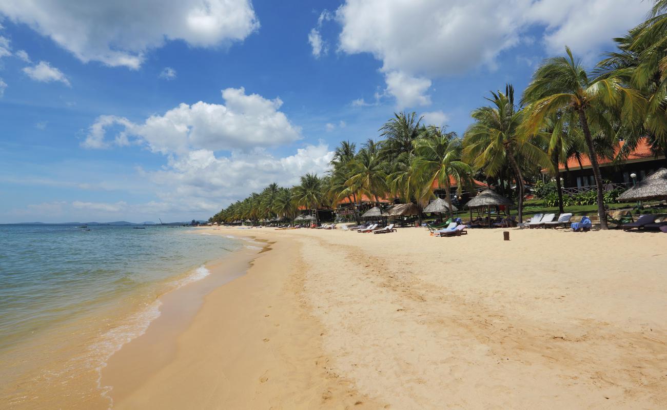 Phu Quoc 7 beach'in fotoğrafı i̇nce bej kum yüzey ile