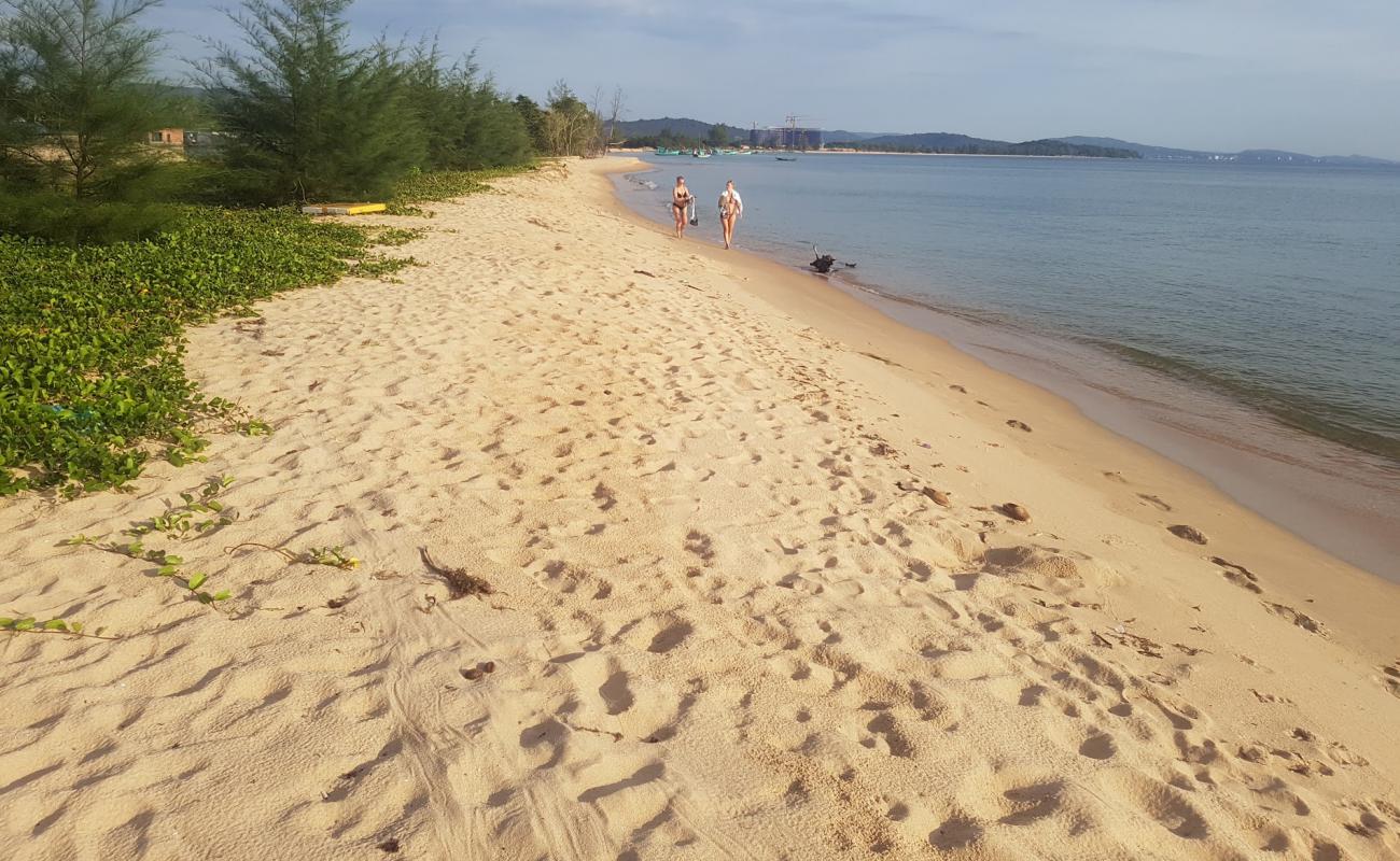 Cua Can Beach'in fotoğrafı açık bej kum yüzey ile