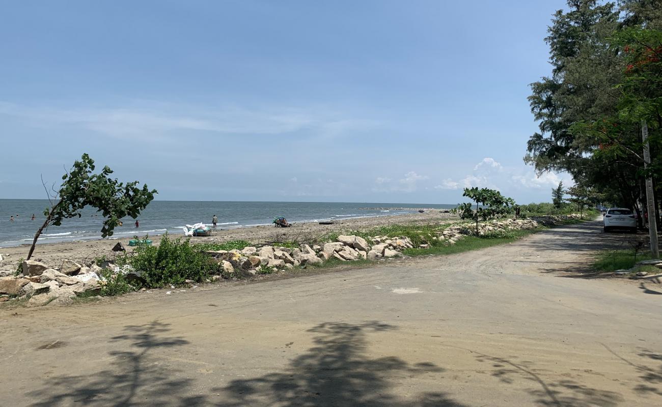 Can Thanh beach'in fotoğrafı siyah kum ve çakıl yüzey ile