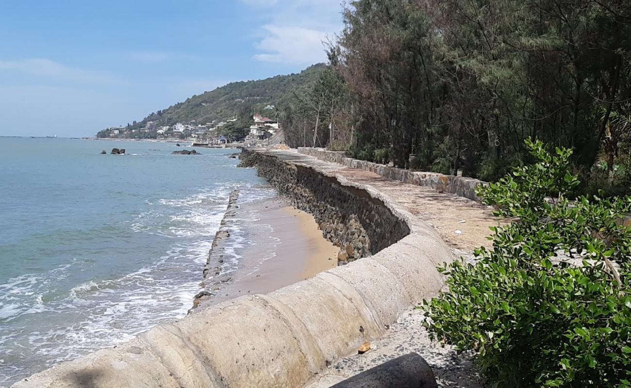 Valley Beach'in fotoğrafı parlak kum ve kayalar yüzey ile