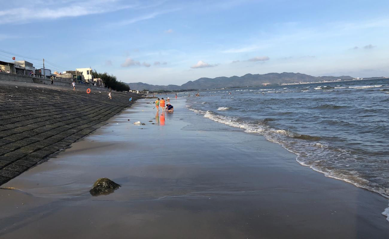 Embankment Phuoc Tinh'in fotoğrafı kahverengi kum yüzey ile