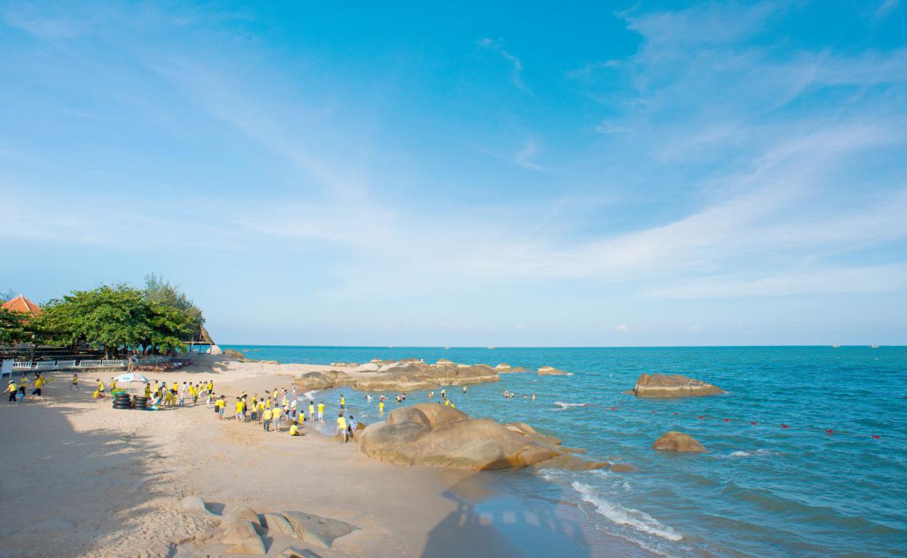 Pearl Beach'in fotoğrafı açık bej kum yüzey ile