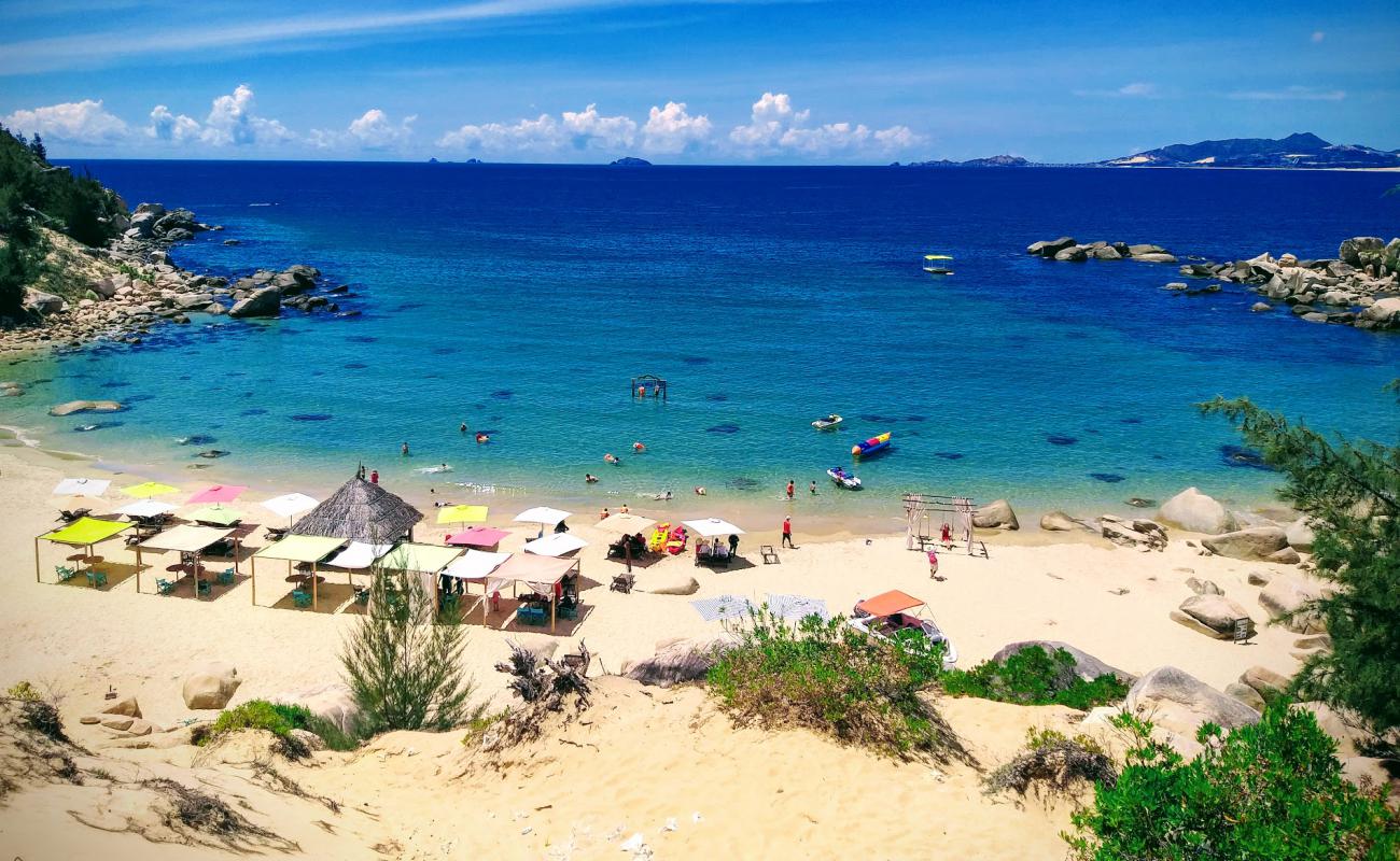 Trung Luong Mini Beach'in fotoğrafı açık bej kum yüzey ile