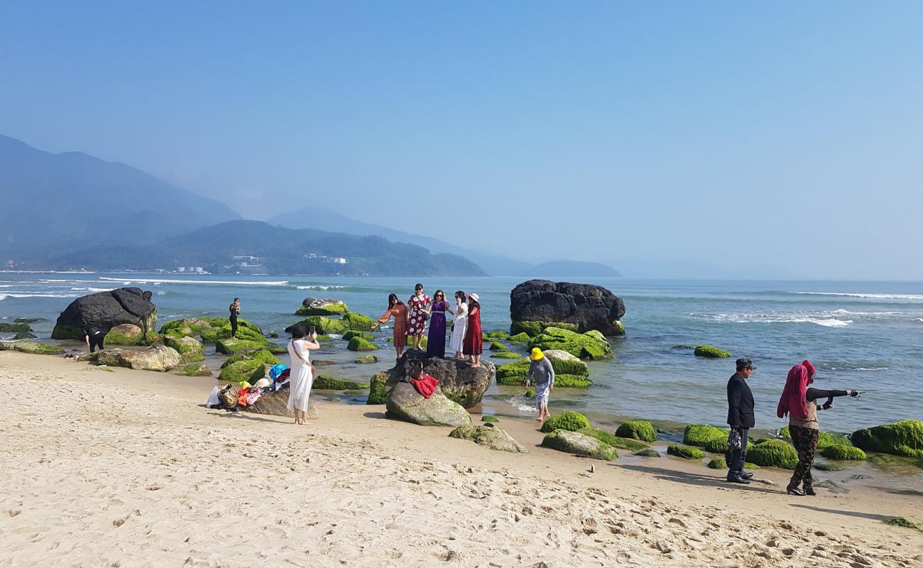 Nam O Beach'in fotoğrafı açık bej kum yüzey ile