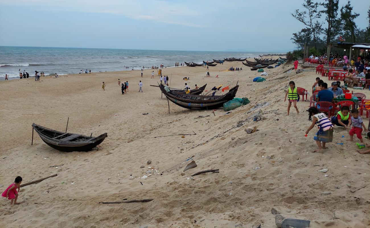 Vinh Thanh Beach'in fotoğrafı parlak kum yüzey ile