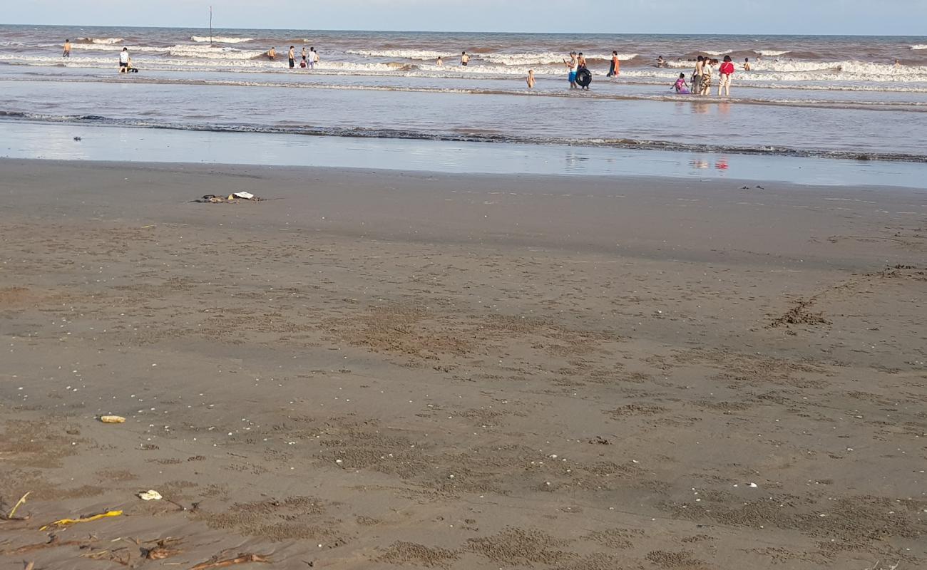 Quat Lam Beach'in fotoğrafı açık bej kum yüzey ile