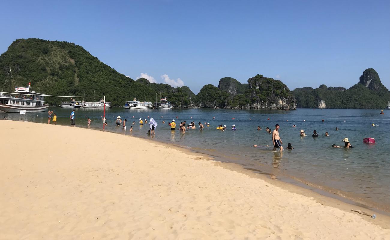 Ti Top Beach'in fotoğrafı açık bej kum yüzey ile