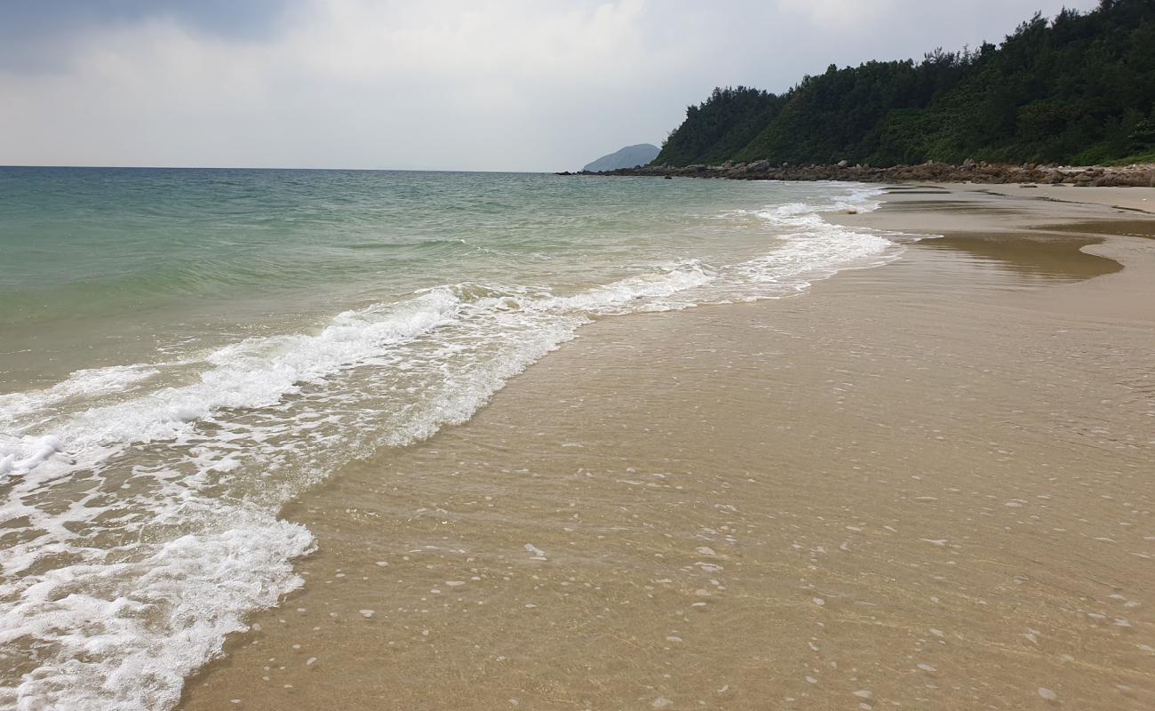 Son Hao Beach'in fotoğrafı açık bej kum yüzey ile