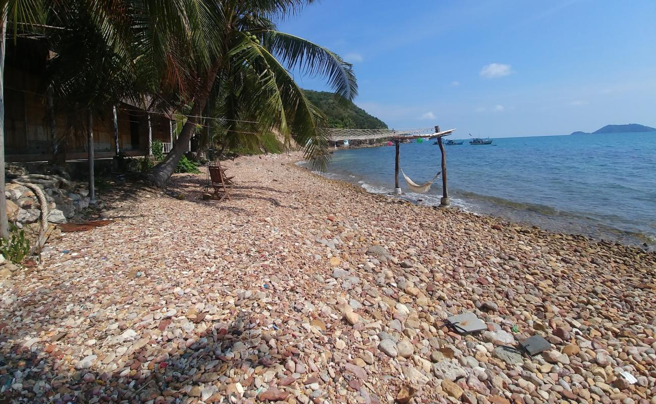 Soi Beach'in fotoğrafı hafif çakıl yüzey ile