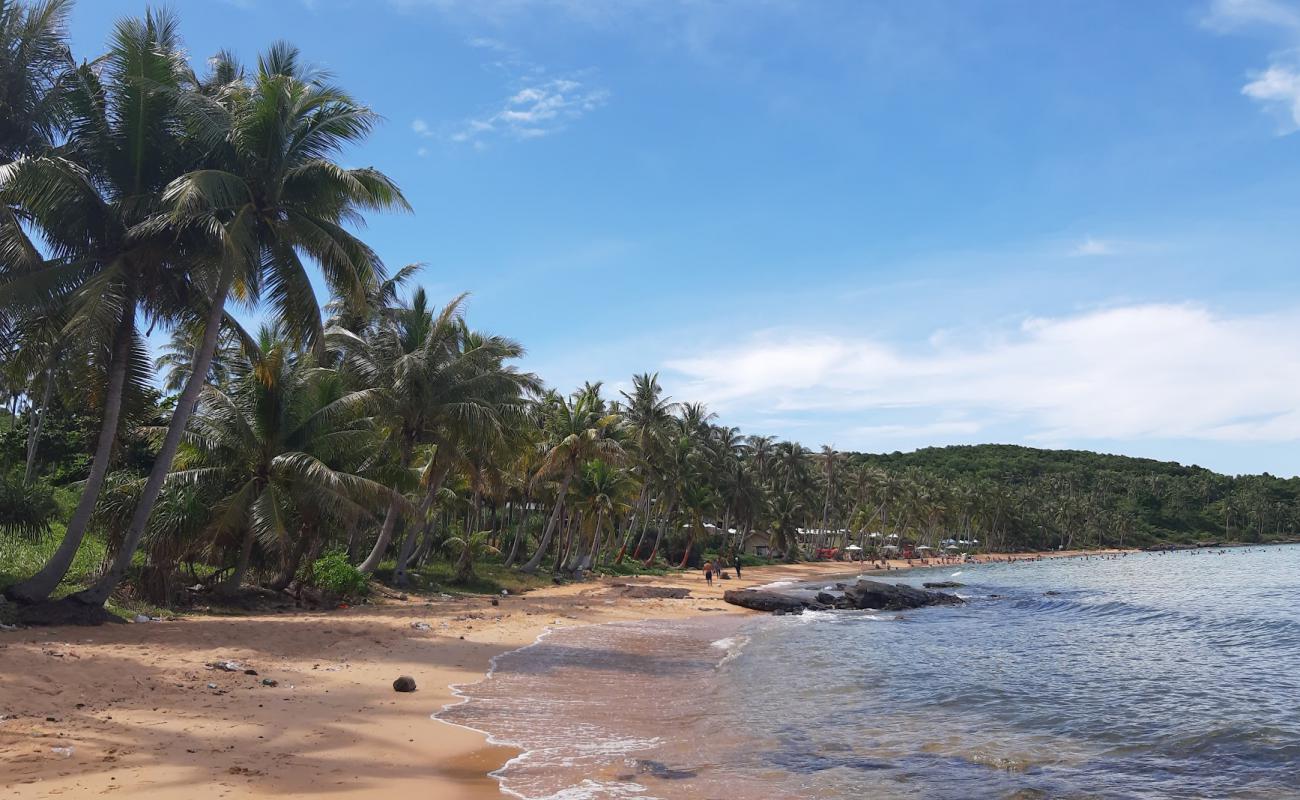 Trao Beach'in fotoğrafı açık bej kum yüzey ile