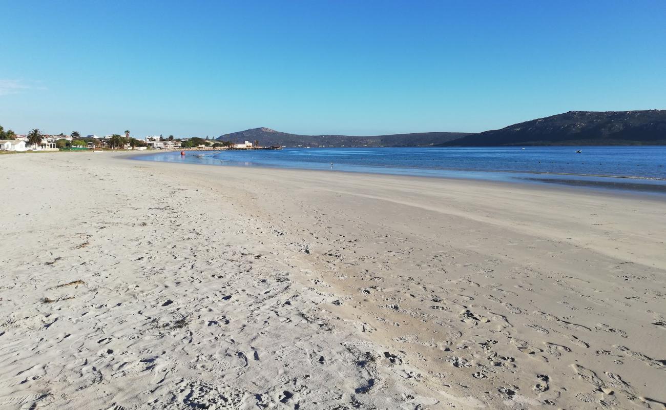 Langebaan beach'in fotoğrafı parlak ince kum yüzey ile